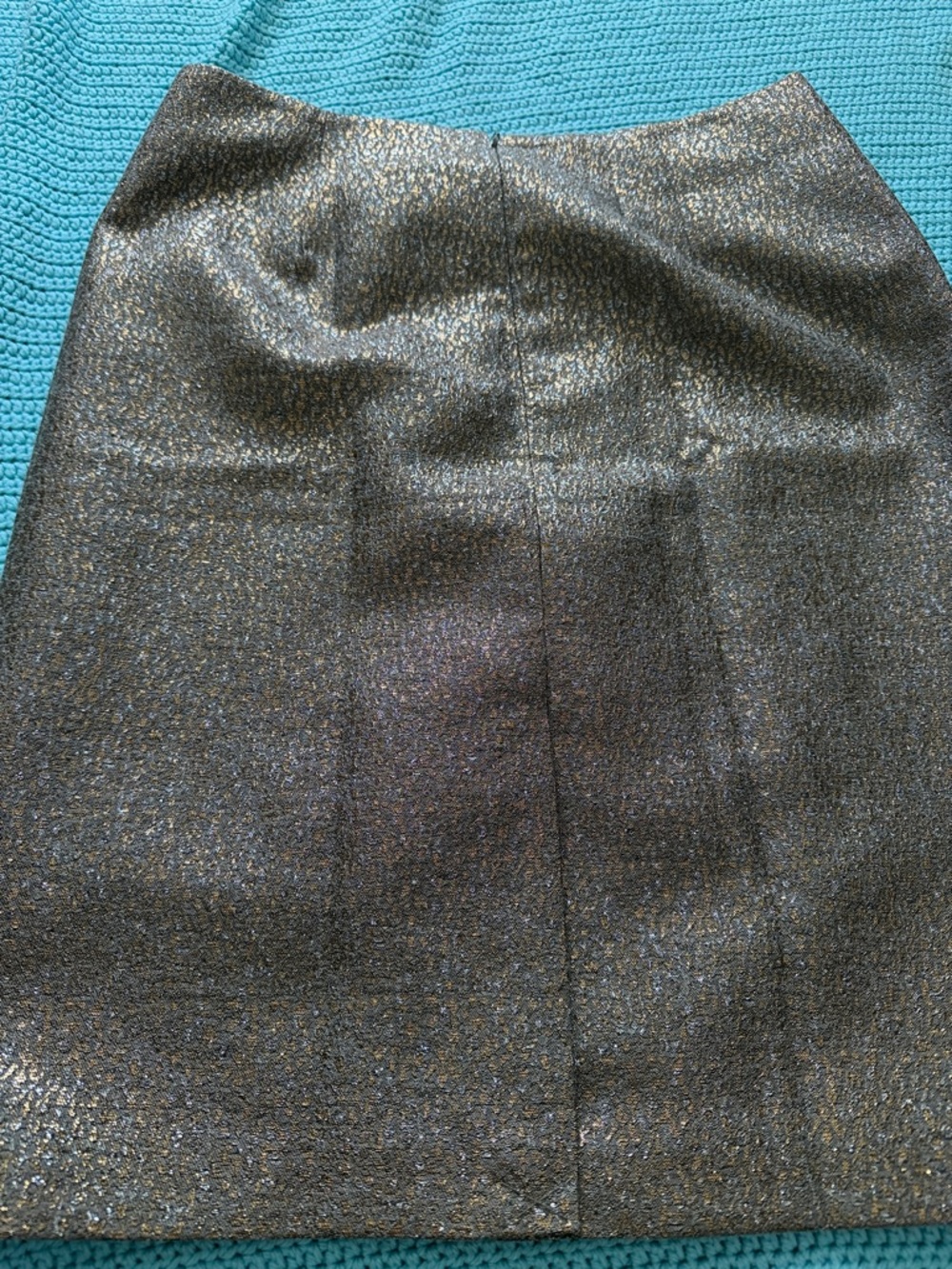 New York & Company Metallic Textured Pencil Skirt in Gold and Silver - Picture 8 of 8